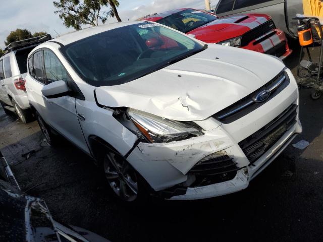 1FMCU0G95FUC13030 - 2015 FORD ESCAPE SE WHITE photo 4