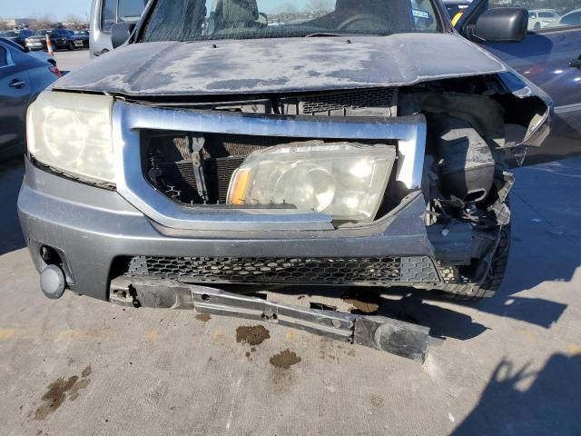 5FNYF3H27AB006602 - 2010 HONDA PILOT LX GRAY photo 11