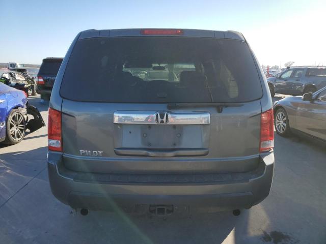 5FNYF3H27AB006602 - 2010 HONDA PILOT LX GRAY photo 6