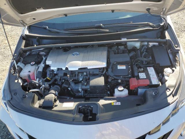 JTDKARFP1J3102356 - 2018 TOYOTA PRIUS PRIM Silber Foto 11