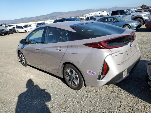 JTDKARFP1J3102356 - 2018 TOYOTA PRIUS PRIM Silber Foto 2