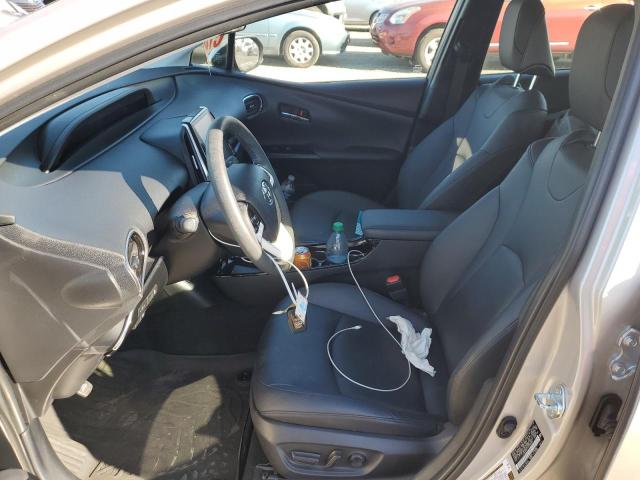 JTDKARFP1J3102356 - 2018 TOYOTA PRIUS PRIM Silber Foto 7