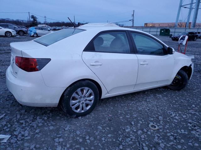 KNAFU4A29D5728251 - 2013 KIA FORTE EX WHITE photo 3