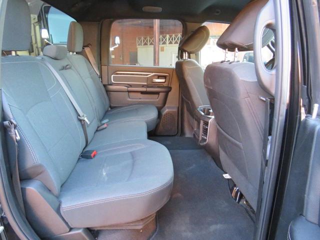 3C6UR5DL8NG240660 - 2022 RAM 2500 BIG HORN/LONE STAR BLACK photo 6