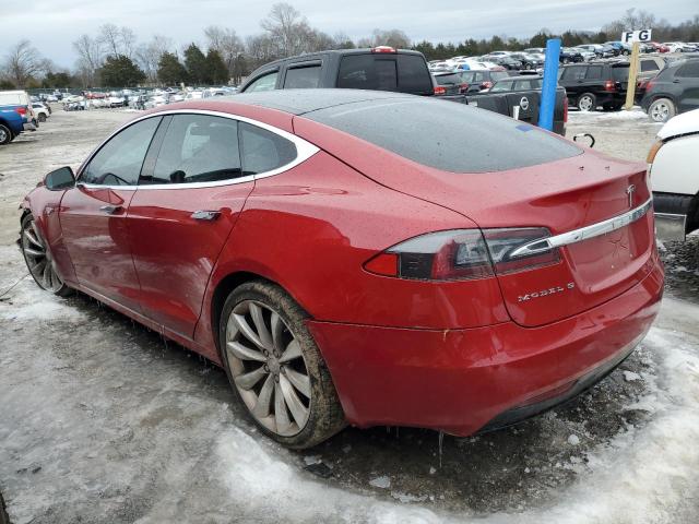 5YJSA1E26GF161504 - 2016 TESLA MODEL S RED photo 2