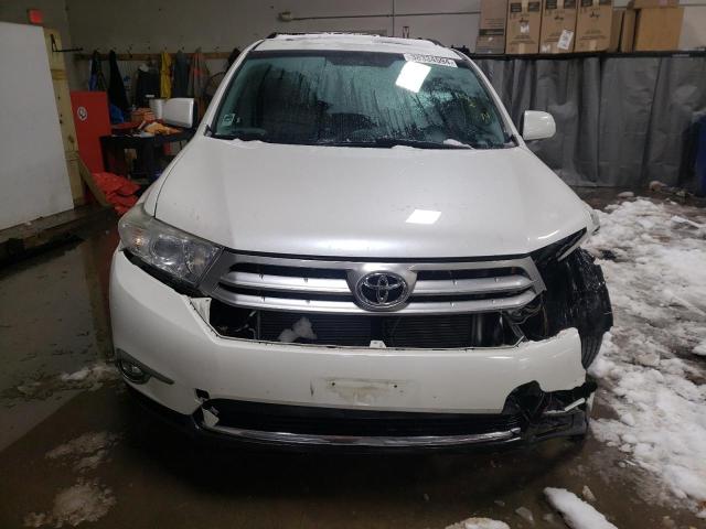 5TDDK3EH5DS228204 - 2013 TOYOTA HIGHLANDER LIMITED WHITE photo 5