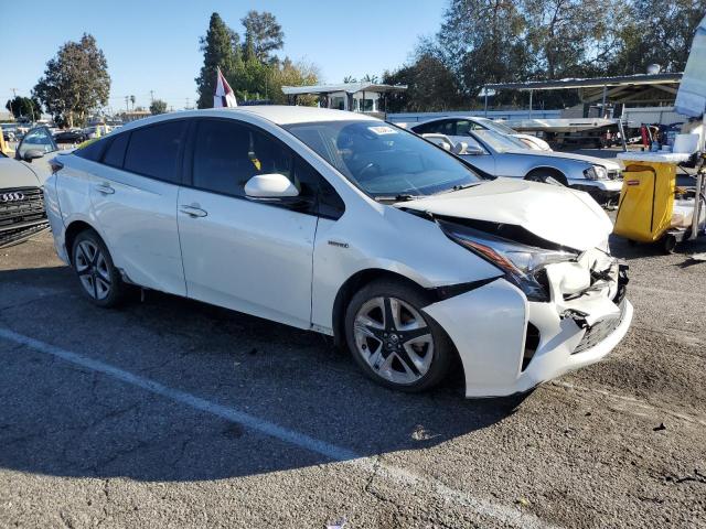 JTDKARFU9G3518394 - 2016 TOYOTA PRIUS WHITE photo 4