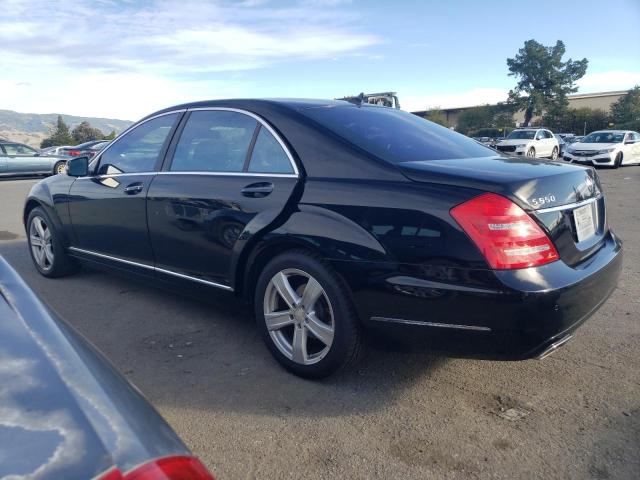 WDDNG7BB7BA410970 - 2011 MERCEDES-BENZ S 550 BLACK photo 2