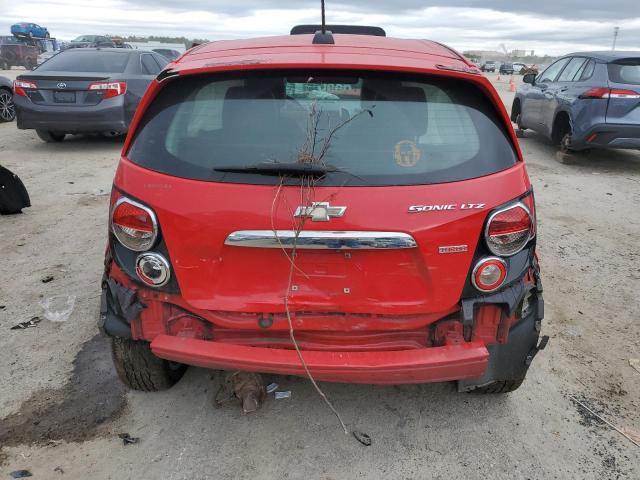 1G1JE6SB9F4204345 - 2015 CHEVROLET SONIC LTZ RED photo 6