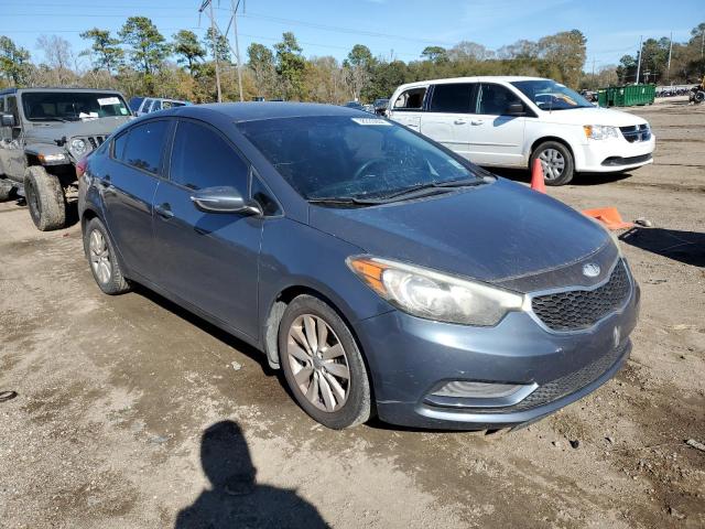 KNAFX4A65E5137233 - 2014 KIA FORTE LX GRAY photo 4