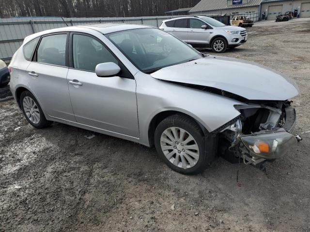 JF1GH6B68AH826423 - 2010 SUBARU IMPREZA 2.5I PREMIUM SILVER photo 4