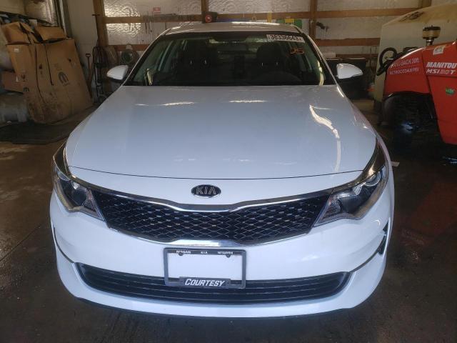 5XXGT4L39JG192814 - 2018 KIA OPTIMA LX WHITE photo 5
