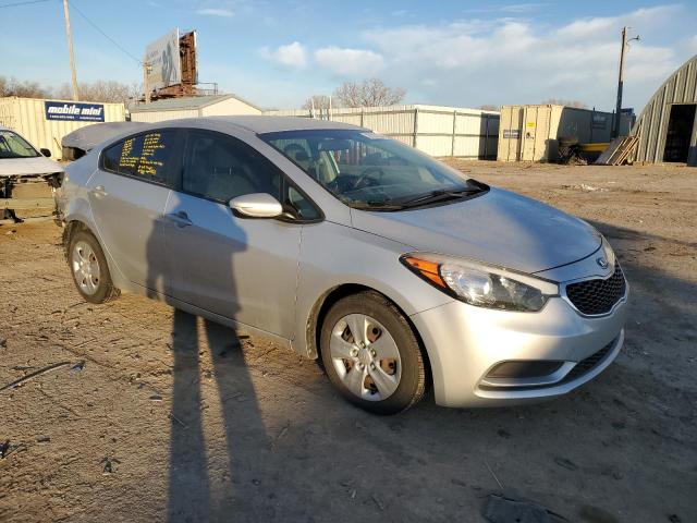 KNAFK4A62G5535498 - 2016 KIA FORTE LX SILVER photo 4