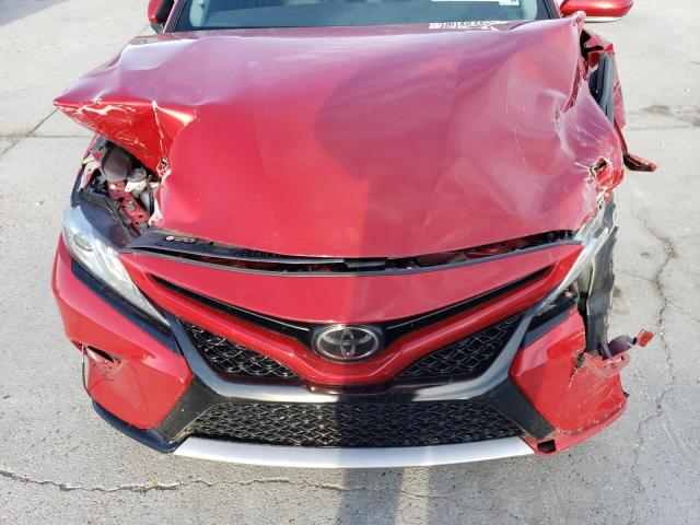 4T1B61HK9KU295660 - 2019 TOYOTA CAMRY XSE RED photo 11