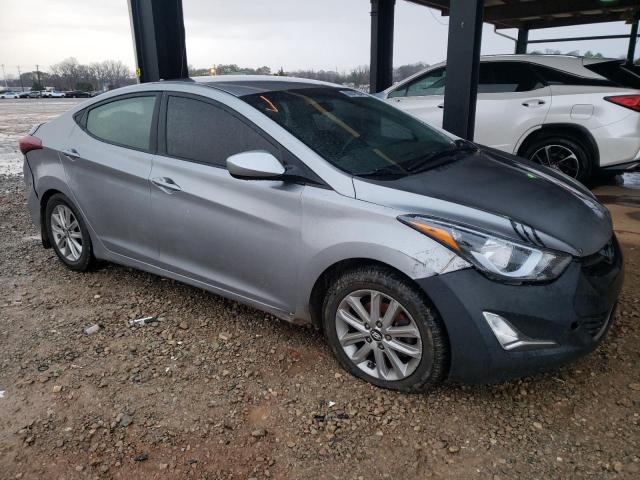 5NPDH4AE2FH572551 - 2015 HYUNDAI ELANTRA SE SILVER photo 4