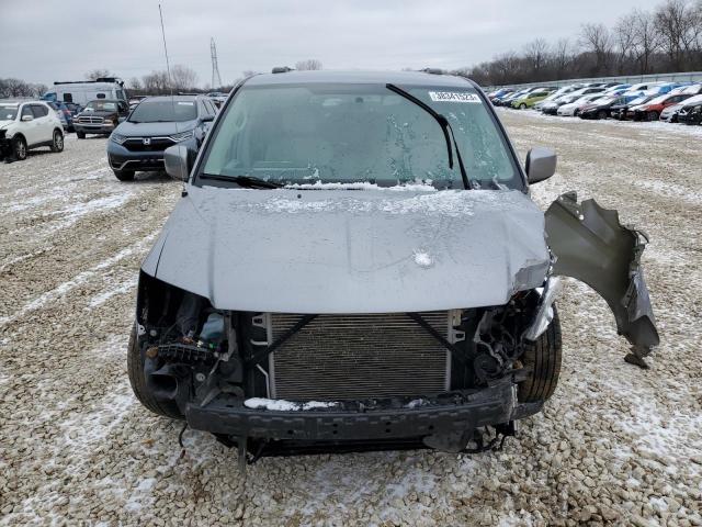 2C4RC1BG3FR522070 - 2015 CHRYSLER TOWN & COU TOURING ვერცხლისფერი ფოტო 5