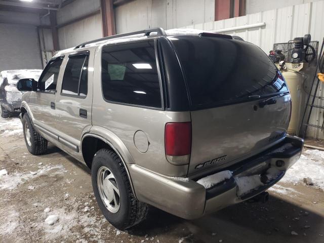 1GNDT13W31K251879 - 2001 CHEVROLET BLAZER TAN photo 2