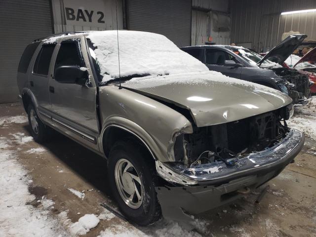 1GNDT13W31K251879 - 2001 CHEVROLET BLAZER TAN photo 4