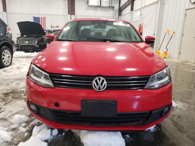 3VW3L7AJ4CM413249 - 2012 VOLKSWAGEN JETTA TDI RED photo 5