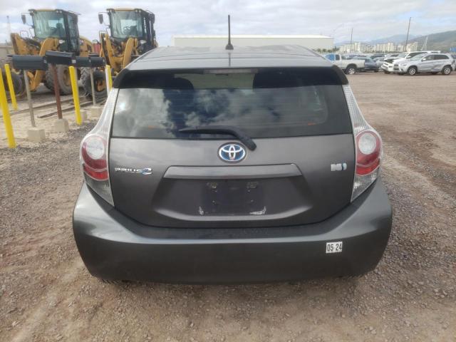 JTDKDTB36E1562962 - 2014 TOYOTA PRIUS C CHARCOAL photo 6