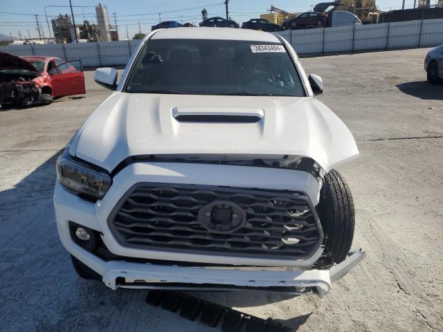 3TMDZ5BN2PM167710 - 2023 TOYOTA TACOMA DOUBLE CAB WHITE photo 5