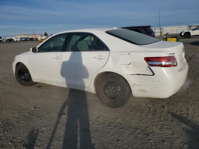 4T1BF3EK0BU635214 - 2011 TOYOTA CAMRY BASE WHITE photo 2