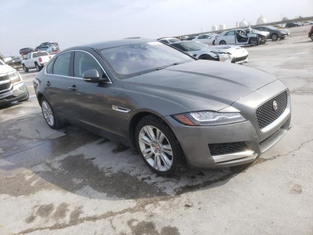 SAJBD4BV8HCY35854 - 2017 JAGUAR XF PREMIUM SILVER photo 4