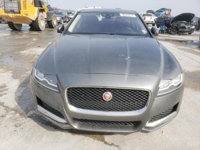 SAJBD4BV8HCY35854 - 2017 JAGUAR XF PREMIUM SILVER photo 5