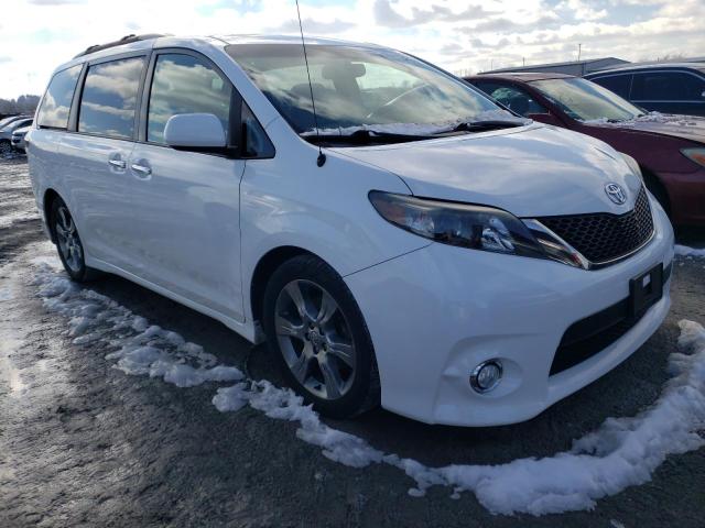 5TDXK3DC1DS328366 - 2013 TOYOTA SIENNA SPORT WHITE photo 4