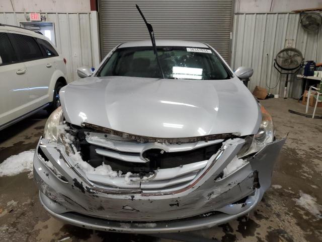 5NPEB4AC2BH232413 - 2011 HYUNDAI SONATA GLS SILVER photo 5