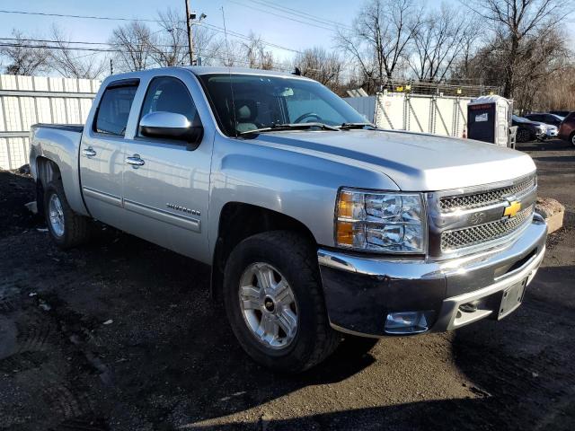 3GCPKSE75DG353345 - 2013 CHEVROLET SILVERADO K1500 LT SILVER photo 4