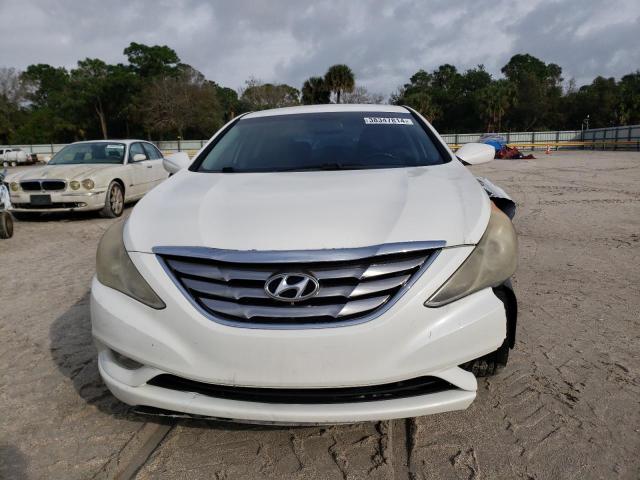 5NPEC4AC0CH389047 - 2012 HYUNDAI SONATA SE WHITE photo 5