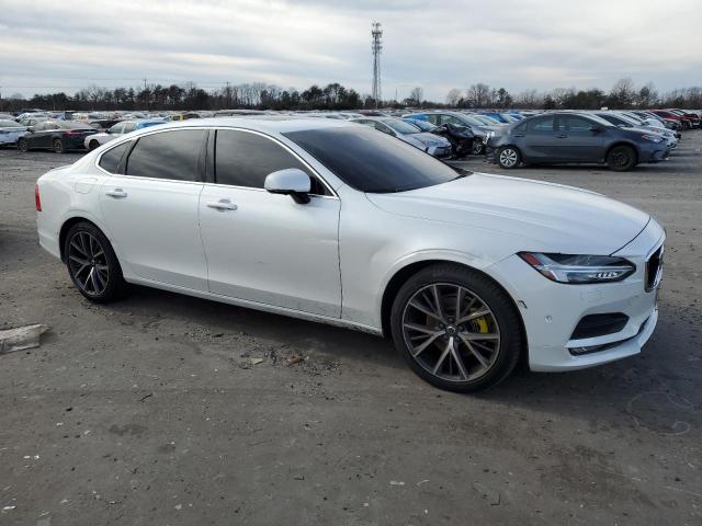 LVY982MK2JP036619 - 2018 VOLVO S90 T5 MOMENTUM WHITE photo 4