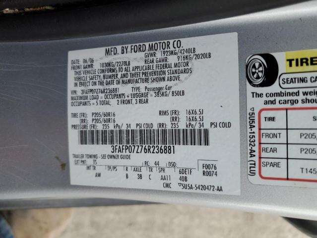 3FAFP07Z76R236881 - 2006 FORD FUSION SE SILVER photo 12