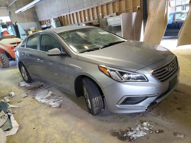 5NPE24AF2HH534237 - 2017 HYUNDAI SONATA SE GRAY photo 4