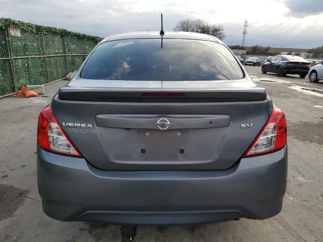 3N1CN7AP2KL881392 - 2019 NISSAN VERSA S GRAY photo 6