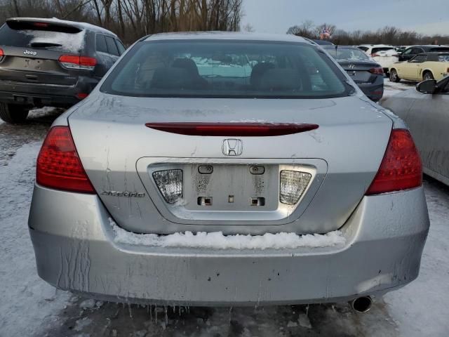 1HGCM567X7A175378 - 2007 HONDA ACCORD EX SILVER photo 6