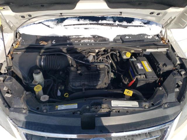 2V4RW3DG1BR636486 - 2011 VOLKSWAGEN ROUTAN SE WHITE photo 12