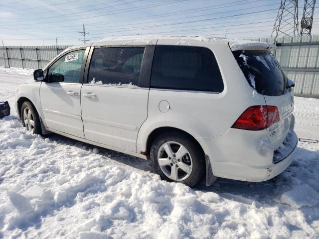 2V4RW3DG1BR636486 - 2011 VOLKSWAGEN ROUTAN SE WHITE photo 2