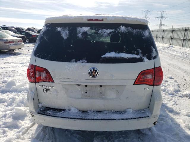 2V4RW3DG1BR636486 - 2011 VOLKSWAGEN ROUTAN SE WHITE photo 6