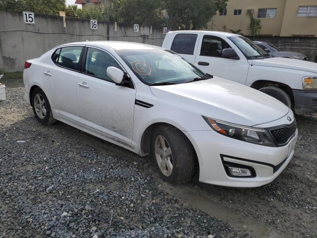 KNAGM4A78F5639287 - 2015 KIA OPTIMA LX WHITE photo 4