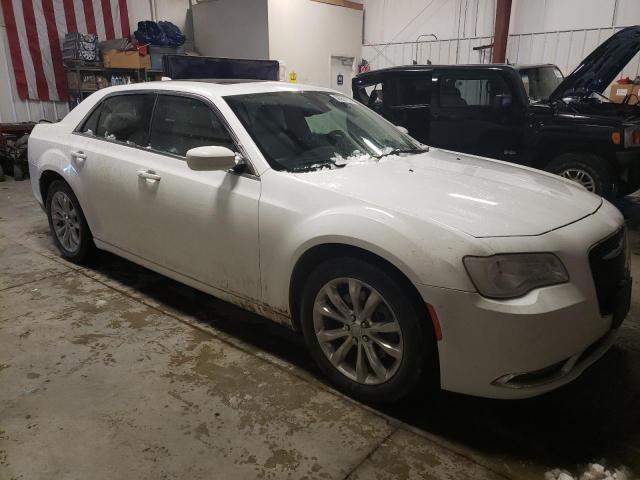 2C3CCARG9HH648488 - 2017 CHRYSLER 300 LIMITED WHITE photo 4