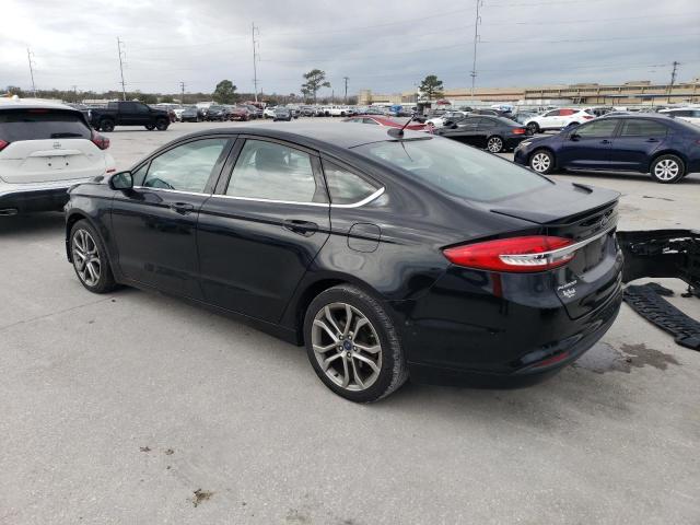 3FA6P0HD5HR189095 - 2017 FORD FUSION SE BLACK photo 2