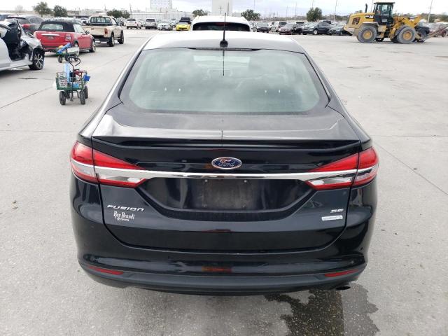 3FA6P0HD5HR189095 - 2017 FORD FUSION SE BLACK photo 6