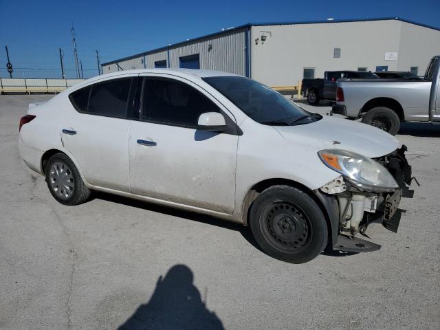 3N1CN7AP5EL866440 - 2014 NISSAN VERSA S WHITE photo 4