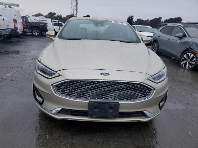 3FA6P0SU9KR232983 - 2019 FORD FUSION TITANIUM TAN photo 5