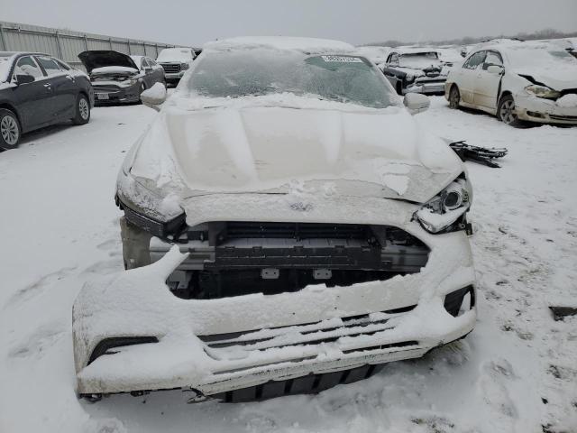 1FA6P0HD8E5356595 - 2014 FORD FUSION SE WHITE photo 5