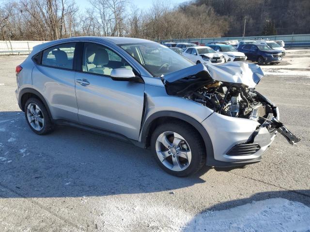 3CZRU6H37KG704234 - 2019 HONDA HR-V LX SILVER photo 4