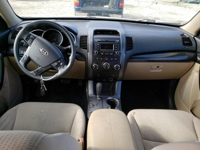 5XYKT3A14BG048221 - 2011 KIA SORENTO BASE BEIGE photo 8