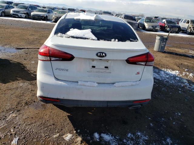 3KPFL4A72HE157620 - 2017 KIA FORTE LX WHITE photo 6